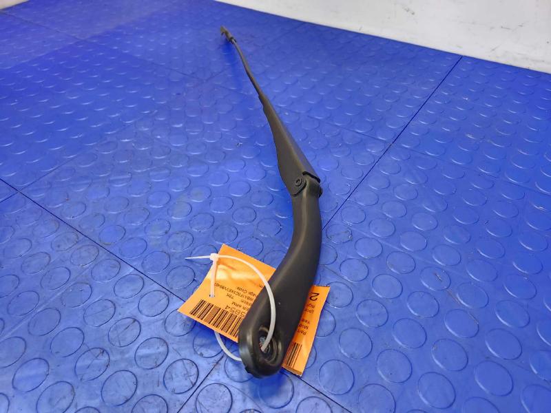 2014 BMW 228i Wiper Arm