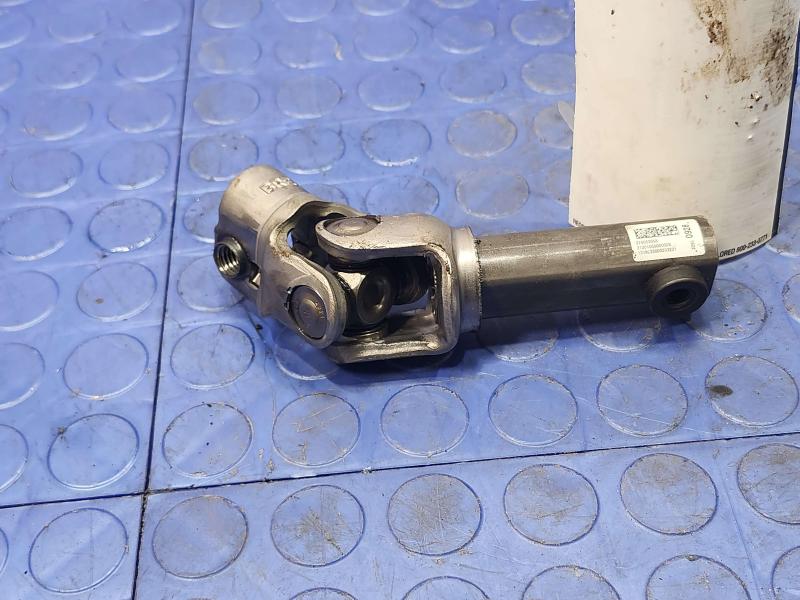 2018-2020 Buick Regal Lower Steering Intermediate Shaft Genuine OEM 84389437