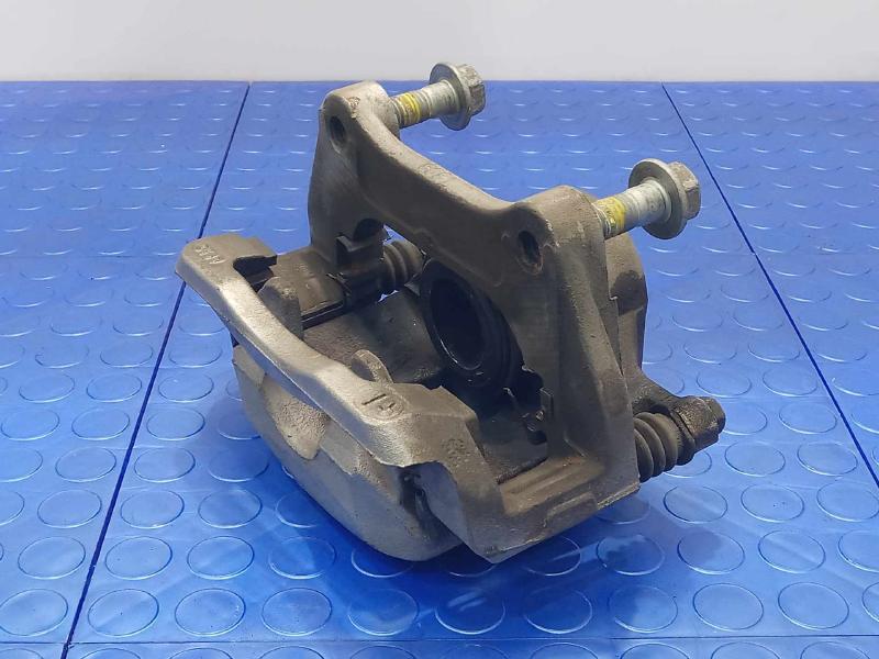 2017 Buick Lacrosse Front Brake Caliper Assembly Left Driver Side OEM 13510293,LH