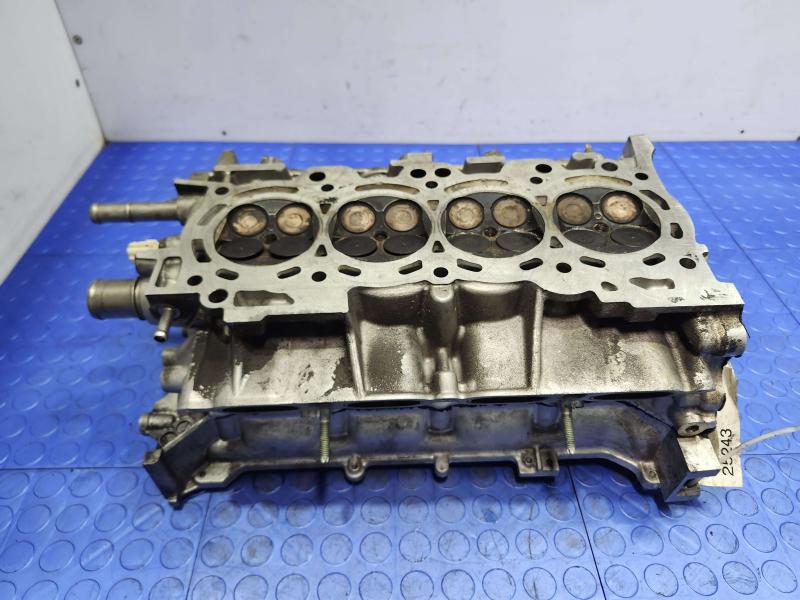 2011 Toyota Prius Cylinder Head