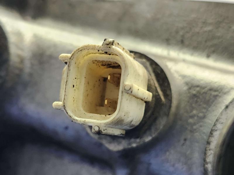 2011 Toyota Prius Cylinder Head