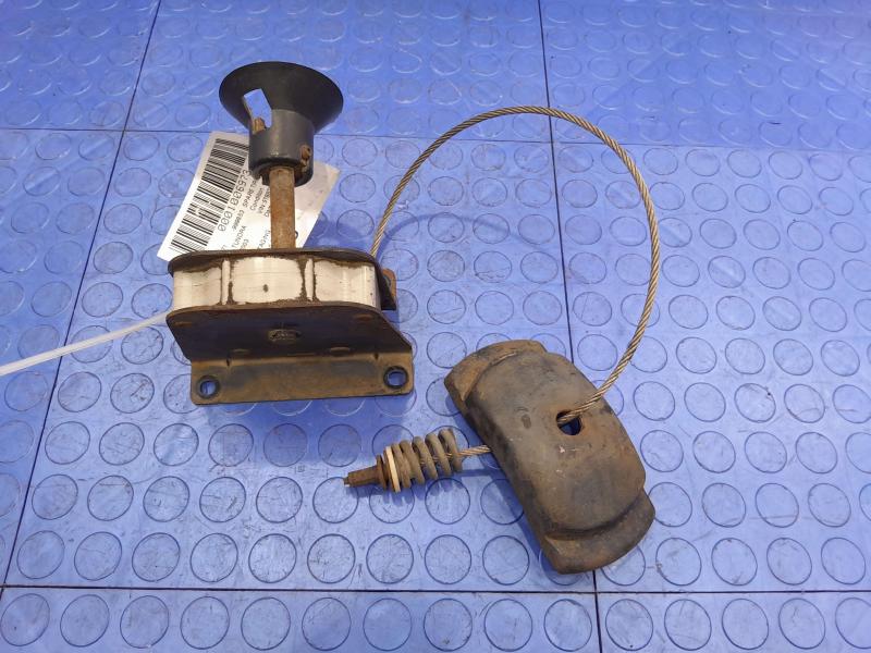 2000-2006 Toyota Tundra Spare Tire Hanger Carrier Assembly OEM 519000C060