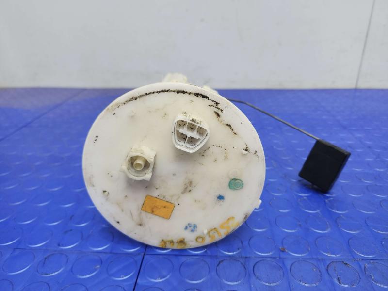 2004-2006 Lexus RX330 Fuel Pump Assembly Replaces OEM Part 232210A050