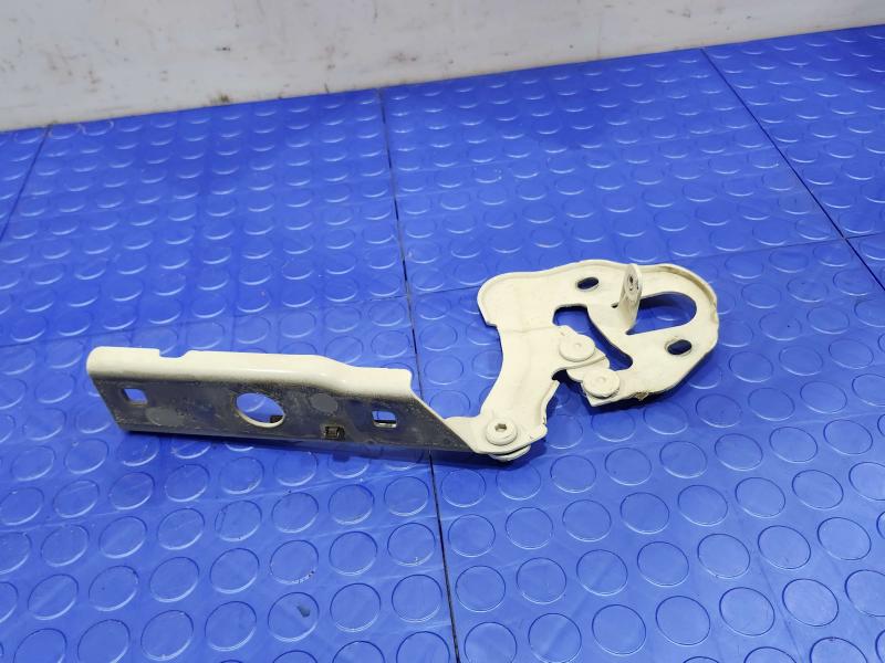 2018 Audi Q7 Hood Hinge