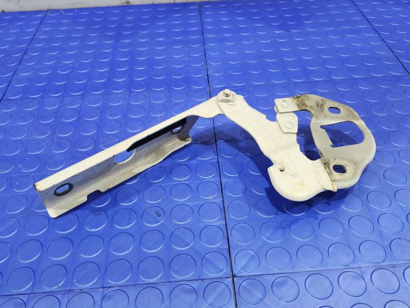 2018 Audi Q7 Hood Hinge