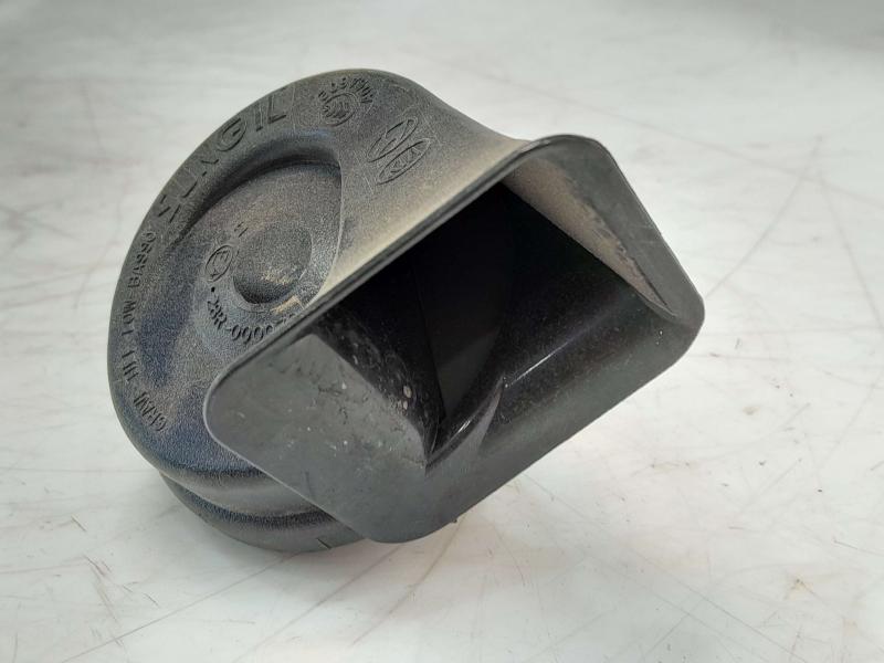 2009 - 2014 Hyundai Genesis Sedan Low Note Horn Assembly OEM 966103M000
