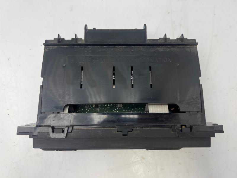 2002 Lincoln Navigator Heater A/C Control