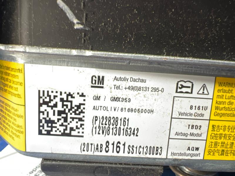 2011-2013 Buick Lacrosse Driver Steering Wheel Air Bag Inflator Black OEM 22838161