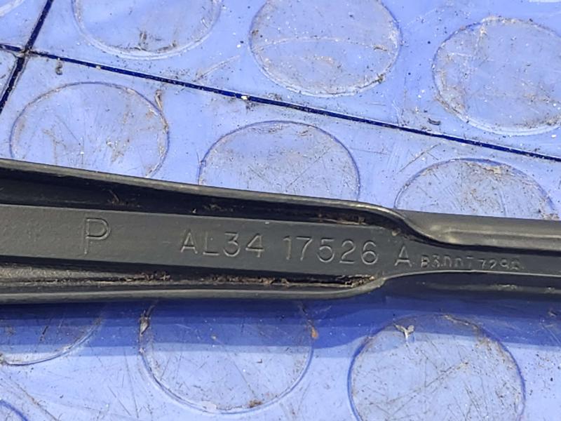 2013 Ford F-150 Wiper Arm