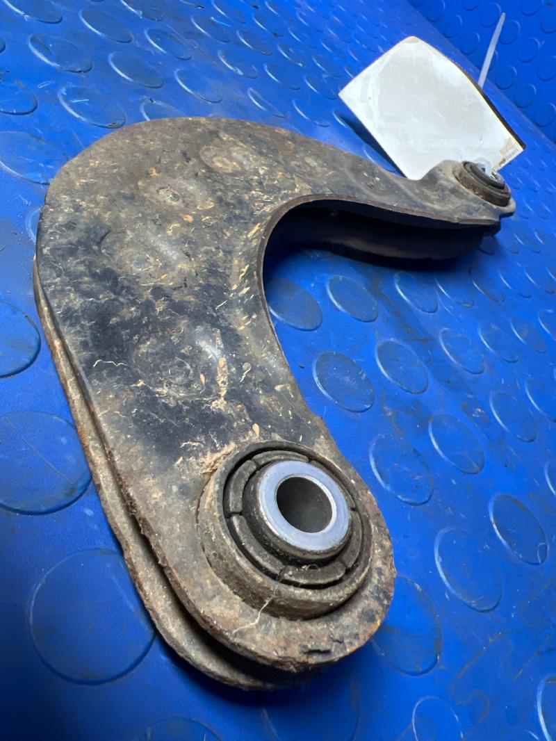 2012 - 2018 Ford Focus Rear Upper Control Arm Left or Right Side OEM AV6Z5500B, RH