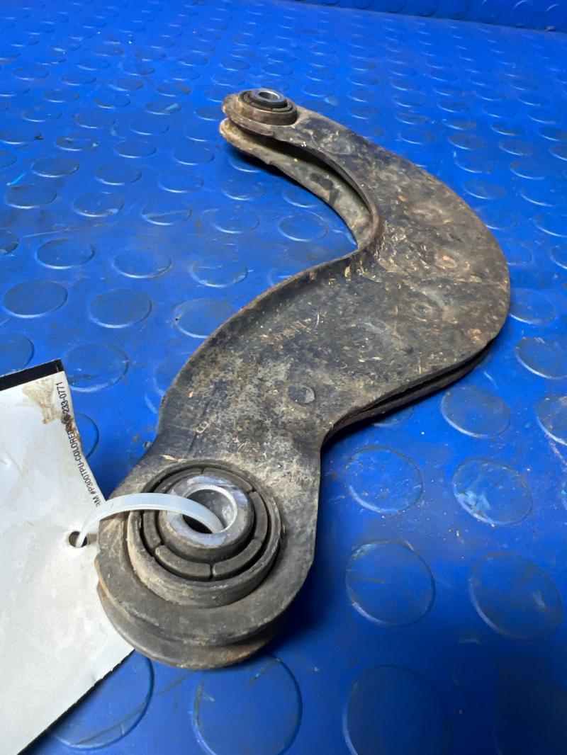 2012 - 2018 Ford Focus Rear Upper Control Arm Left or Right Side OEM AV6Z5500B, RH