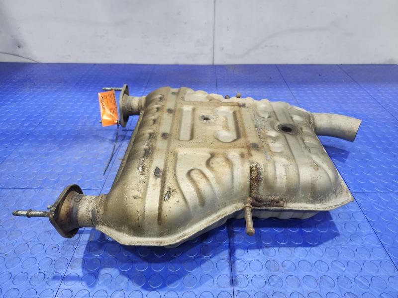 2014-2020 Jeep Grand Cherokee 3.6L Center Intermediate Exhaust Muffler OEM 68276641AB