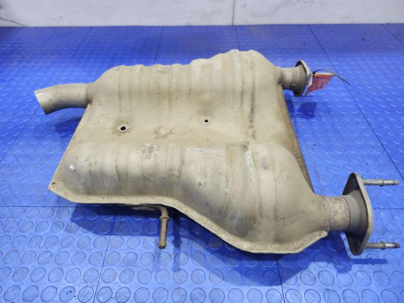2014-2020 Jeep Grand Cherokee 3.6L Center Intermediate Exhaust Muffler OEM 68276641AB