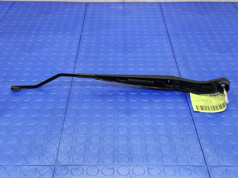 2015 Chevrolet Tahoe Wiper Arm