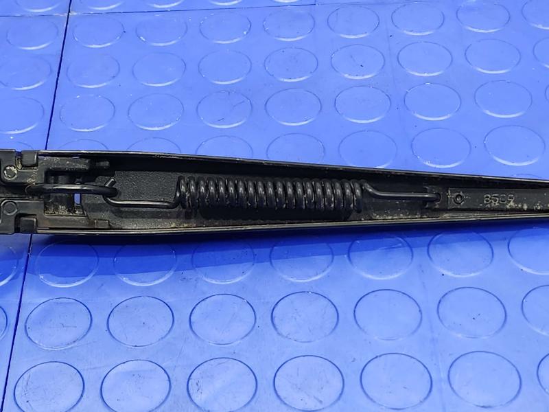 2015 Chevrolet Tahoe Wiper Arm