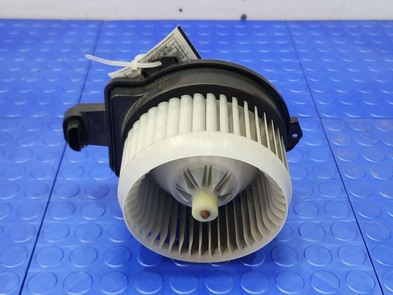 2015 Toyota Prius Blower Motor