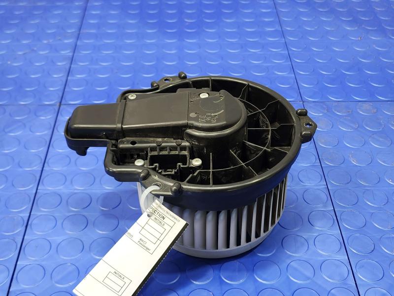 2015 Toyota Prius Blower Motor