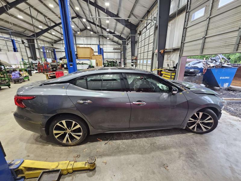 2018 Nissan Maxima Center Pillar