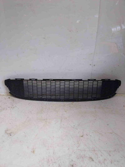 2007 - 2010 Mini Cooper Grille (Lower - Bumper Mounted) S Model ONLY w/ Aero Pkg OEM 51117188607