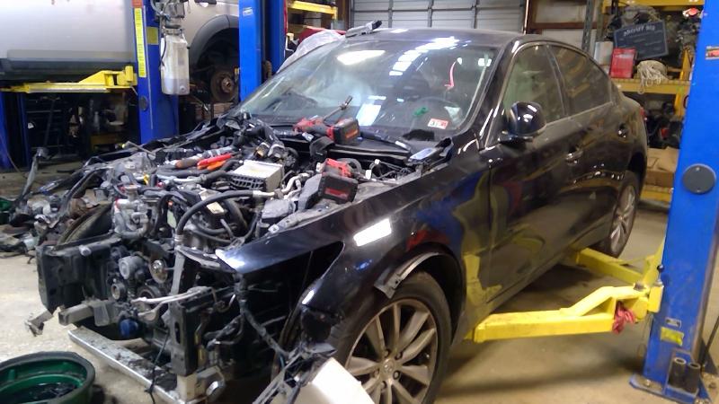 2017 Infiniti Q50 Transmission Assy.