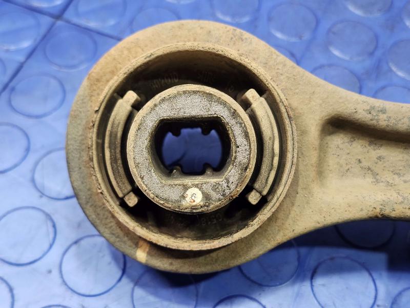2014 Chrysler 300 Lower Control Arm Front