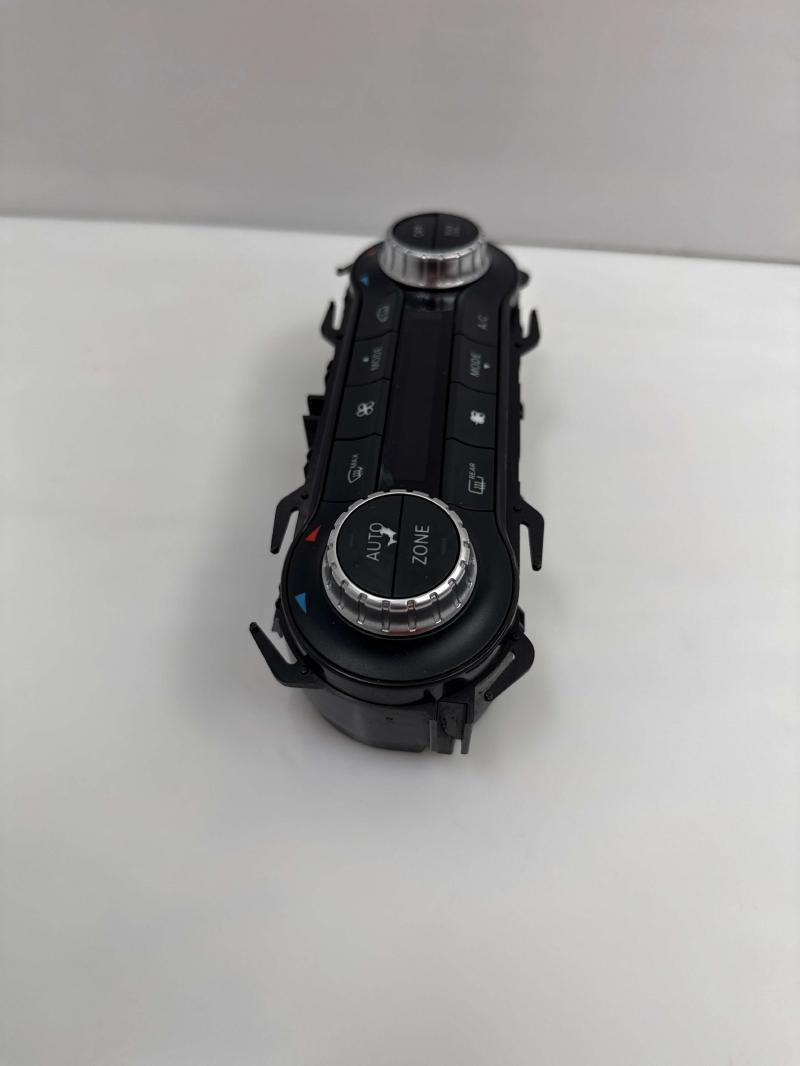 2014 Mercedes CLA-Class Heater A/C Control