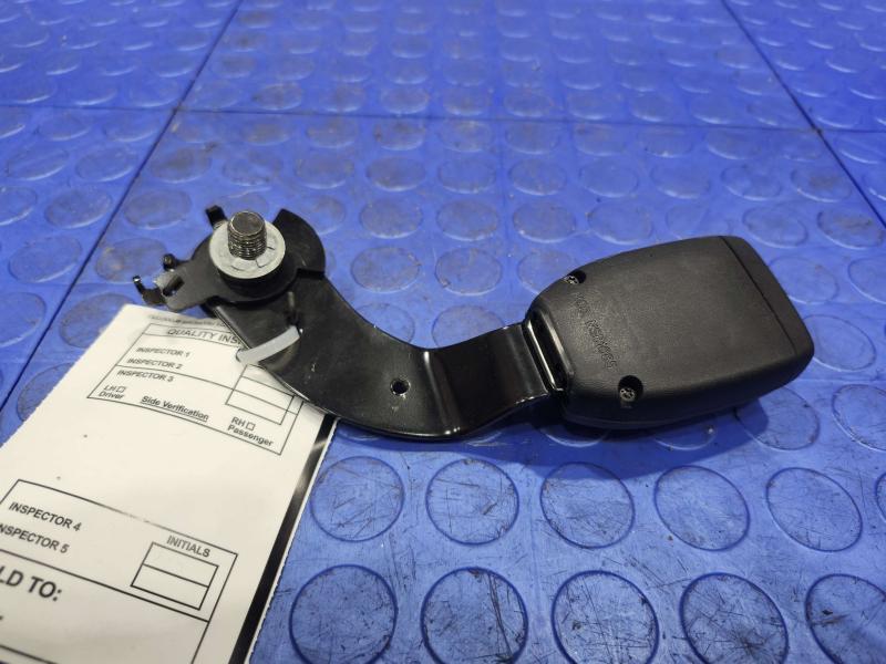 2011 Honda Pilot Rear Seat Belt