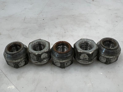 2010 GMC Terrain Lug Nuts