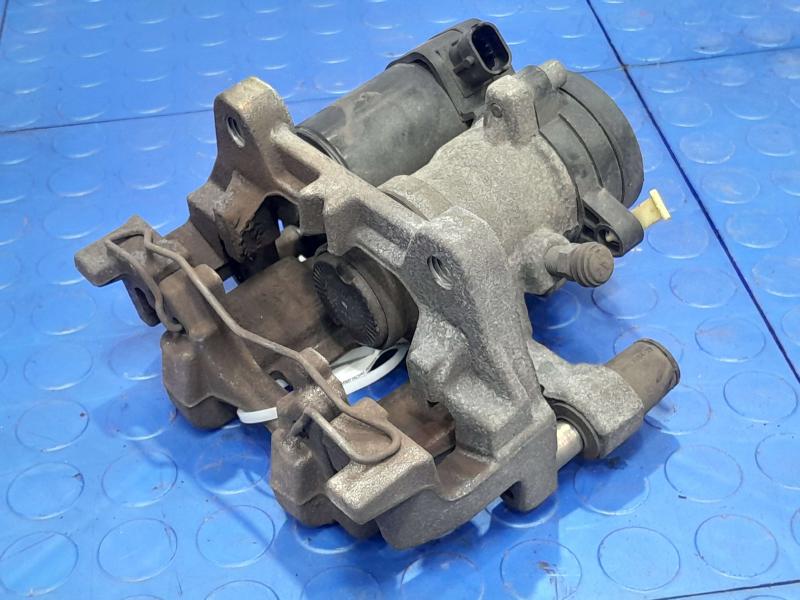 2013 Ford Fusion Caliper