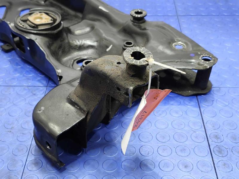 2013 Volkswagen Beetle Crossmember/Cradle/Undercarria