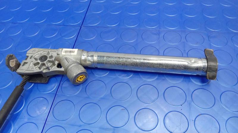2013 Ford Focus Front Seat Belt