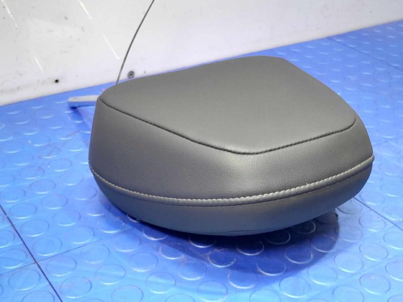 2020 Subaru Legacy Headrest