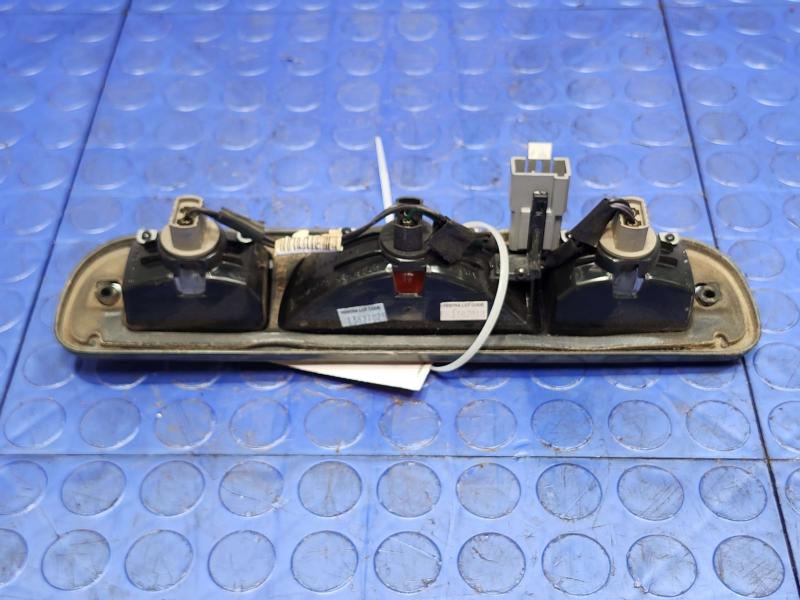 2012 Ford F-250 Super Duty 3Rd Brake Light Avoidance Lamp