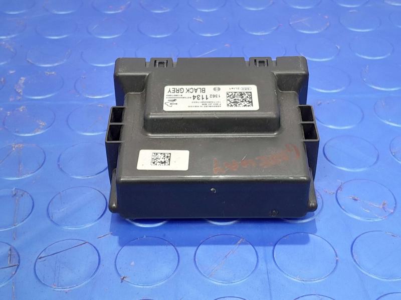 2016-2018 Chevrolet Malibu PDC Parking Distance Control Module OEM 13521134