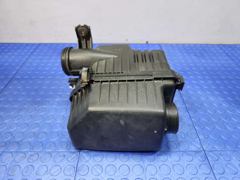 2013 Hyundai Accent Air Cleaner