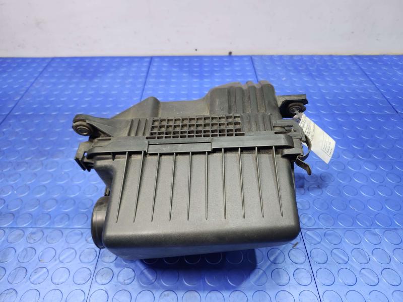 2013 Hyundai Accent Air Cleaner