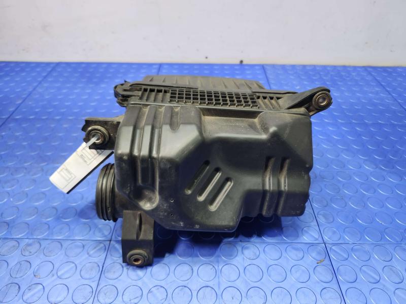 2013 Hyundai Accent Air Cleaner