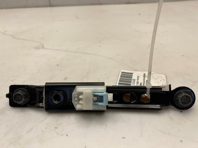 2015 - 2022 Hyundai Sonata Front Seat Belt Height Adjuster OEM 88890C2000