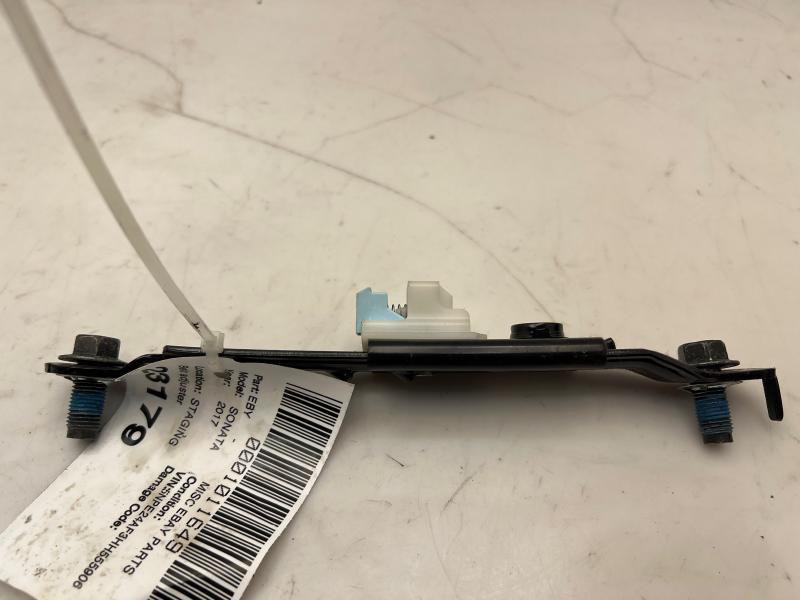 2015 - 2022 Hyundai Sonata Front Seat Belt Height Adjuster OEM 88890C2000