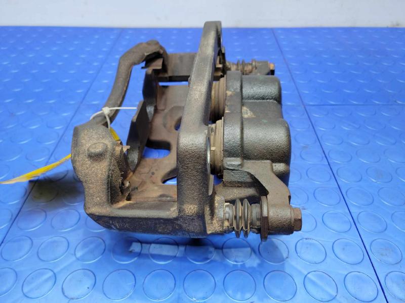 2013 Ford F-350 Super Duty Caliper