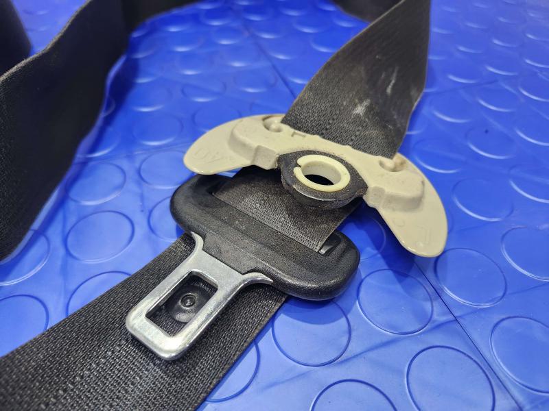 2011 Infiniti QX56 Front Seat Belt Retractor Left Driver Side Black OEM 868851LA1A