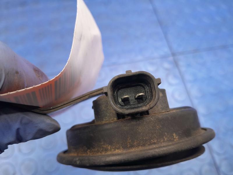 2010-2013 Kia Forte Low Pitch Note Horn Assembly Genuine OEM 966101J700