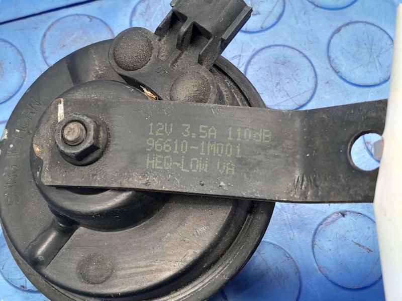 2010-2013 Kia Forte Low Pitch Note Horn Assembly Genuine OEM 966101J700