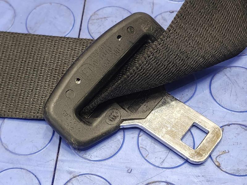 2011 BMW 535i Rear Seat Belt