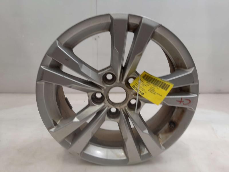 2014 Chevrolet Equinox Wheel