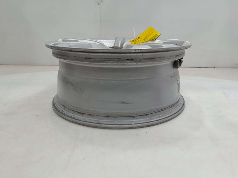 2014 Chevrolet Equinox Wheel