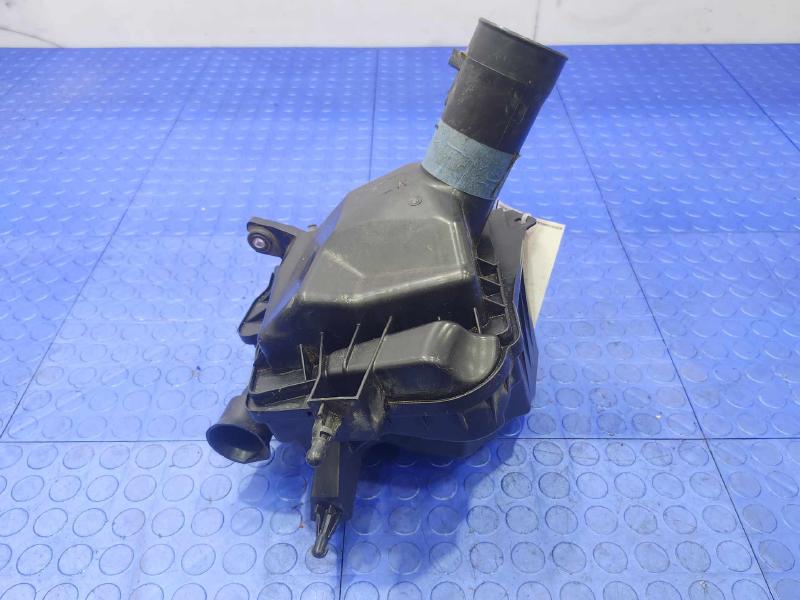 2008 Infiniti G35 Air Cleaner