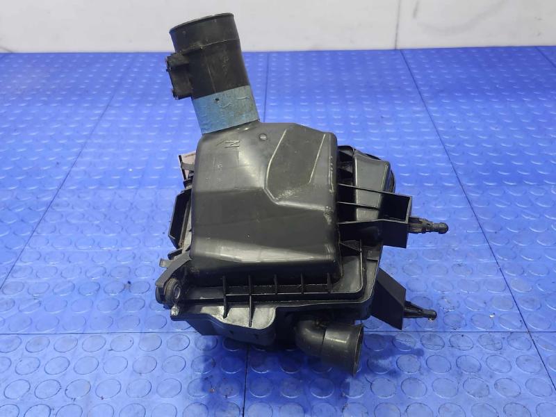2008 Infiniti G35 Air Cleaner
