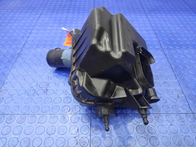 2008 Infiniti G35 Air Cleaner