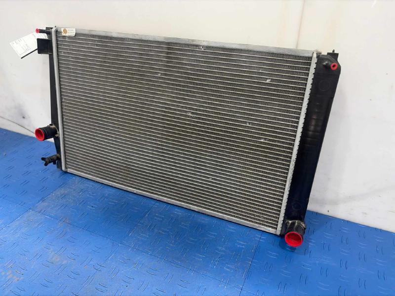2007 Toyota RAV4 Radiator